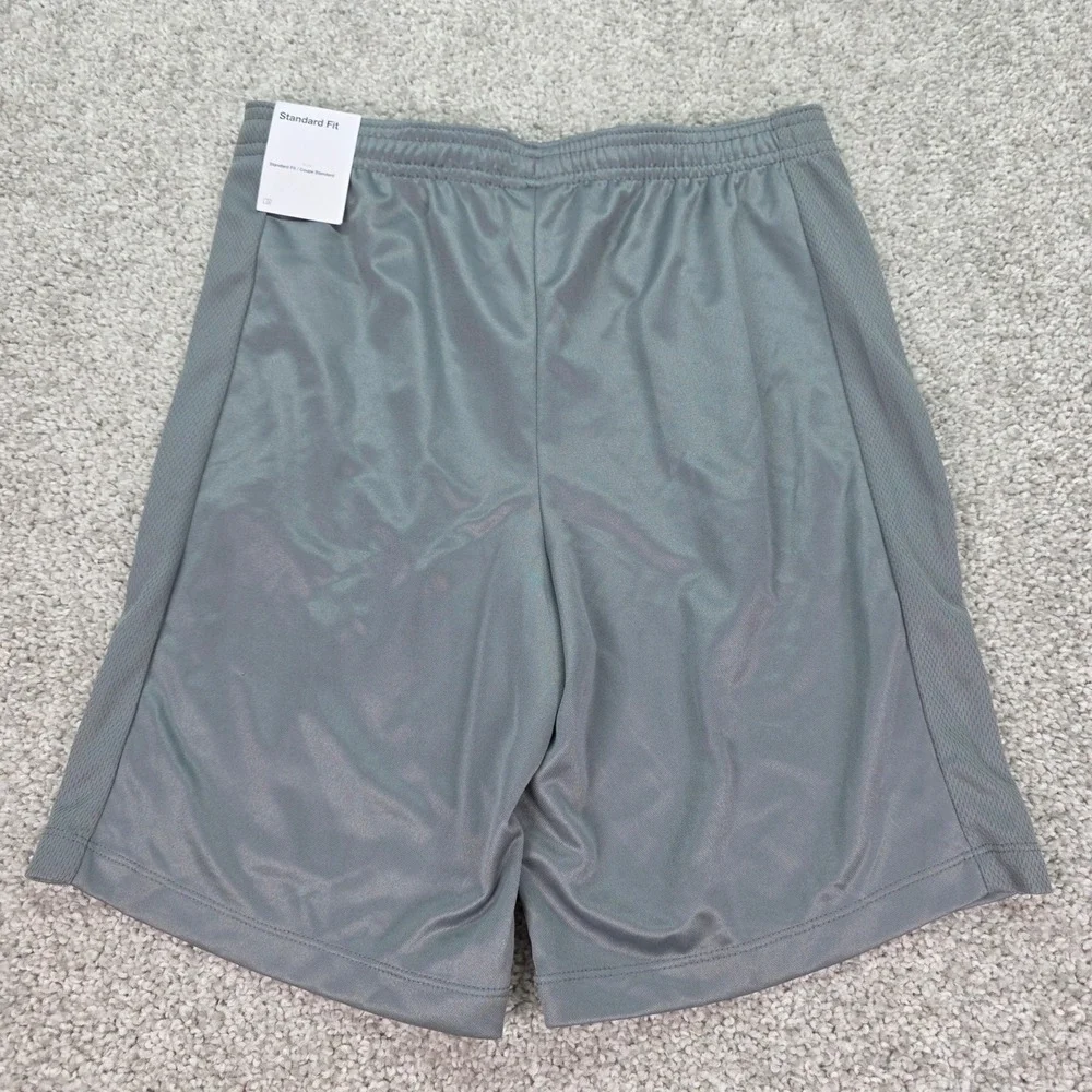 Nike Boys Dri-FIT Training Shorts Gray Standard Fit Size Large NWT